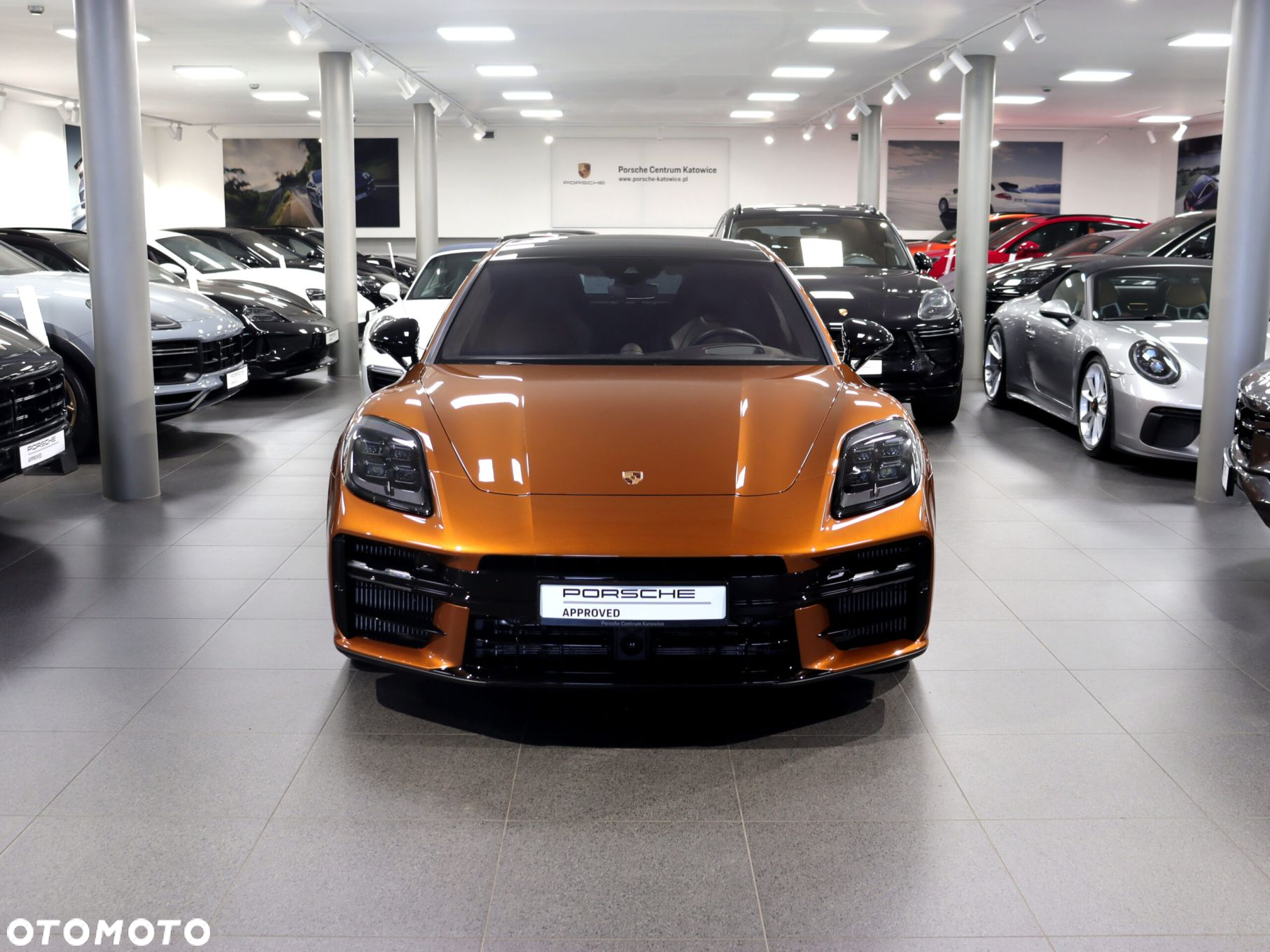 Porsche Panamera - 8