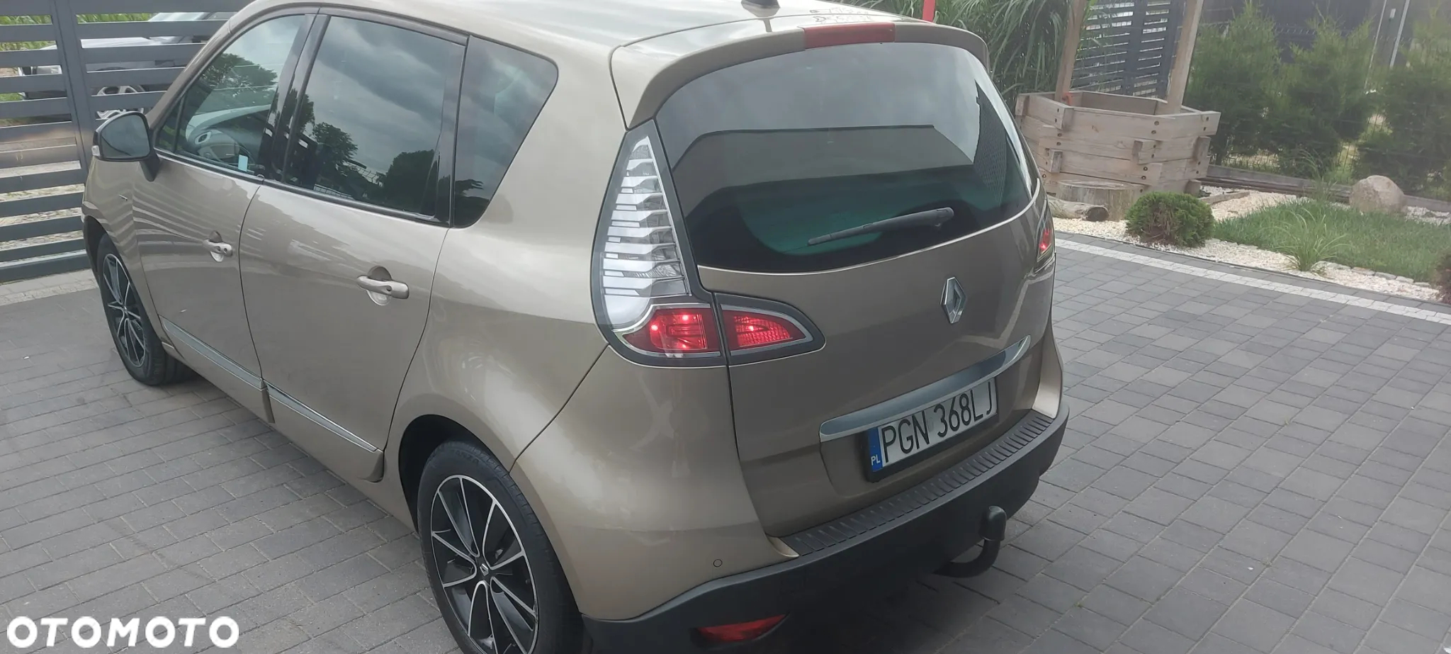 Renault Scenic 1.6 dCi Bose - 11