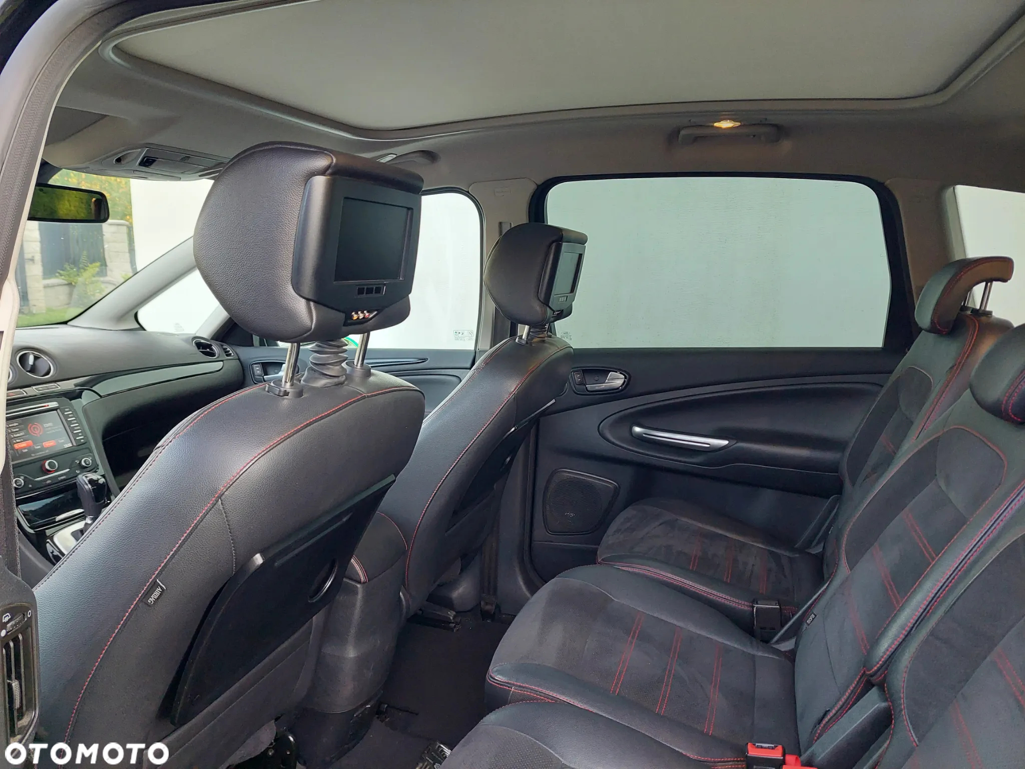 Ford S-Max 2.0 EcoBoost ST-Line - 25