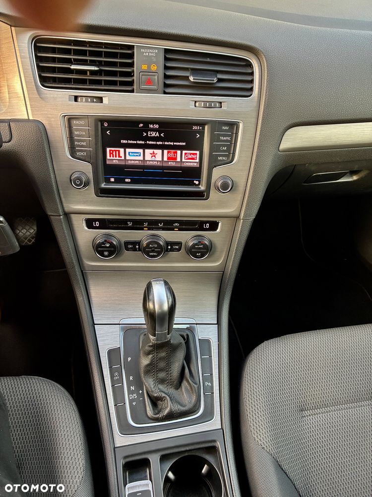 Volkswagen Golf 2.0 TDI (BlueMotion Technology) DSG Comfortline - 15