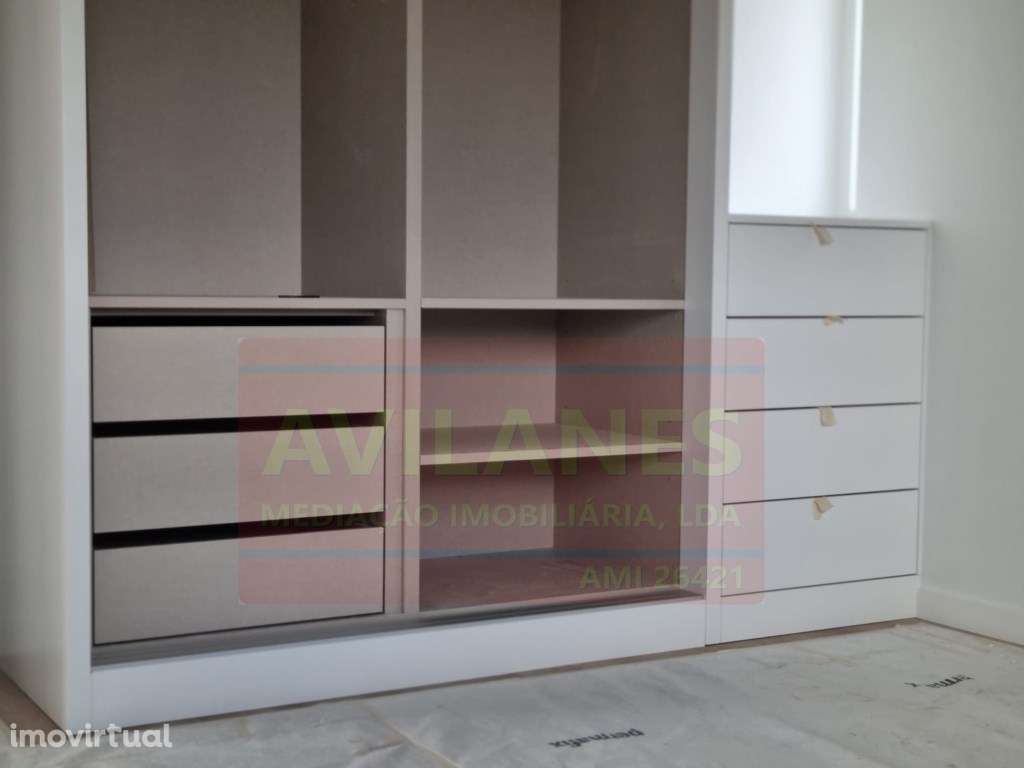 ANDAR MORADIA T2 - LOBÃO - Grande imagem: 5/17