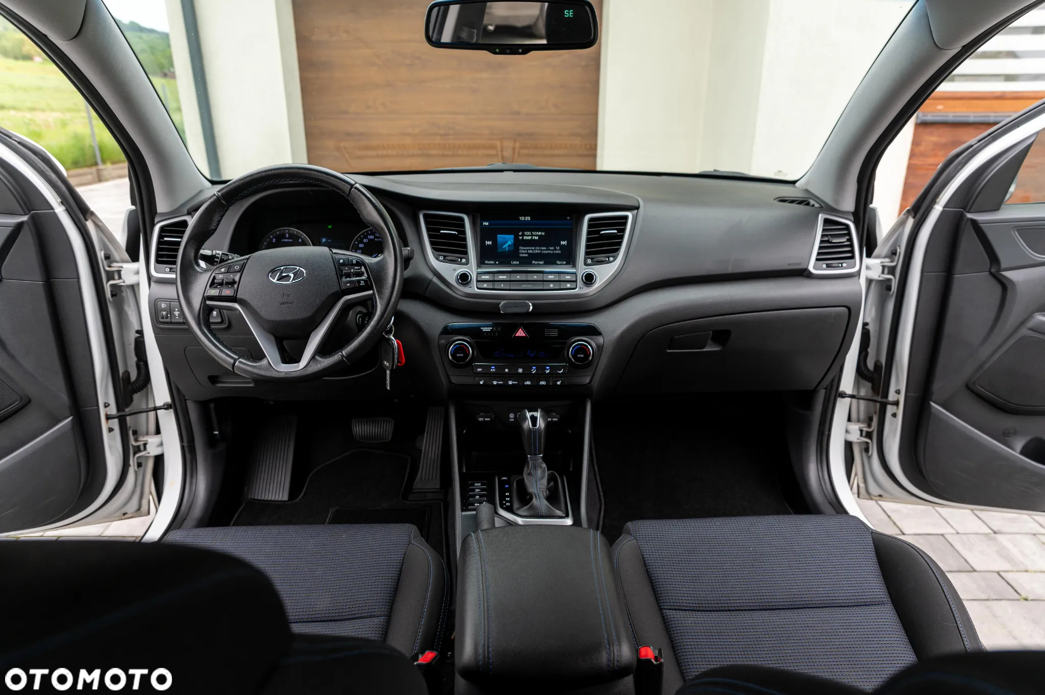Hyundai Tucson blue 1.7 CRDi 2WD DCT Premium - 21