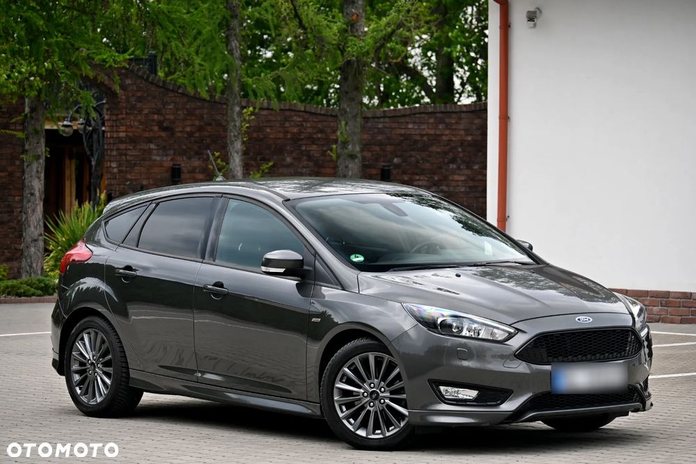 Ford Focus 1.5 EcoBoost ST-Line - 9