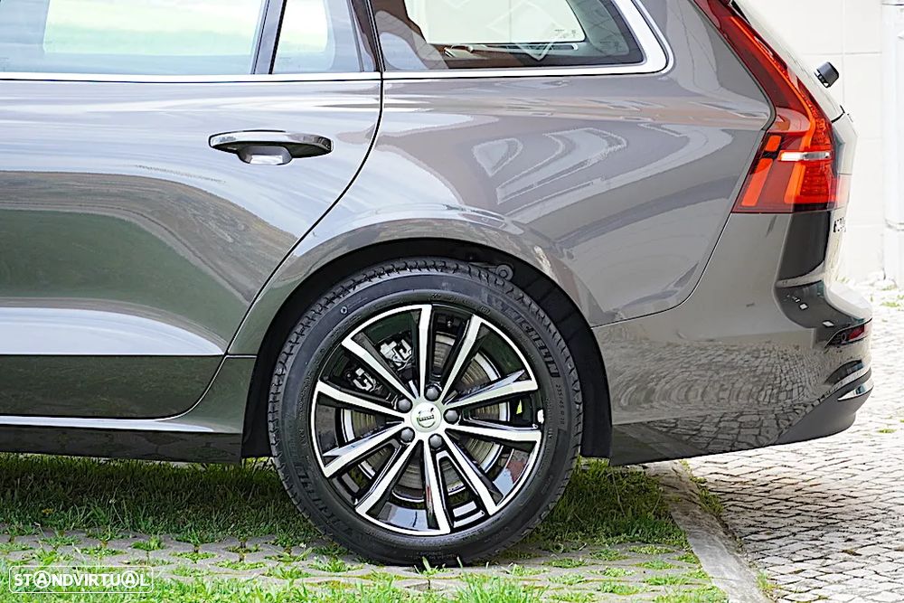 Volvo V60 2.0 T6 AWD TE Core - 6