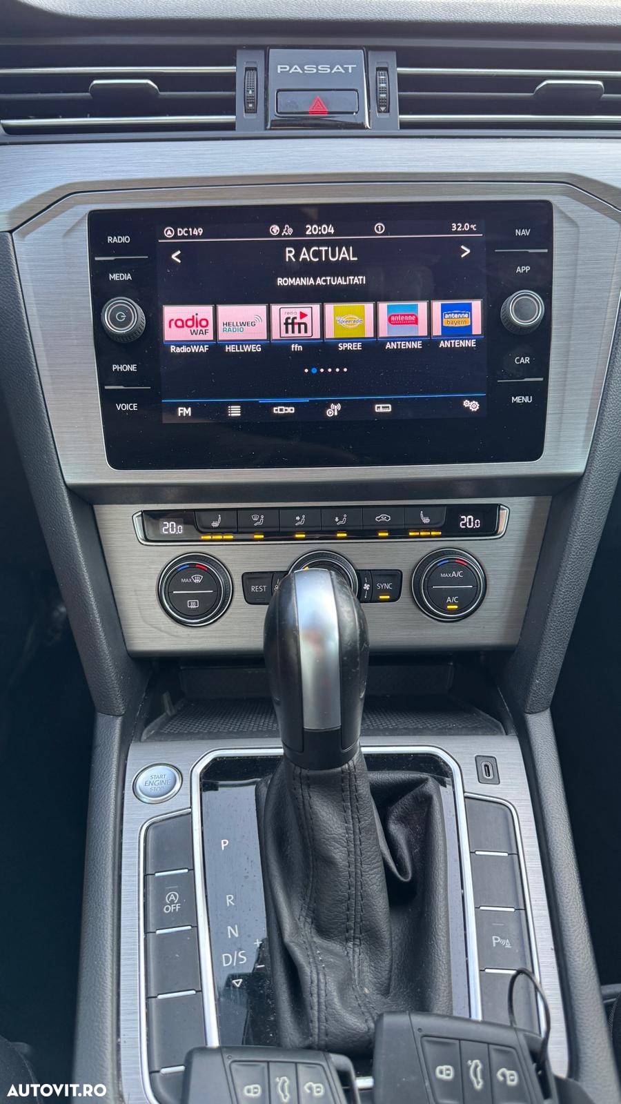 Volkswagen Passat 2.0 TDI DSG Advance - 12