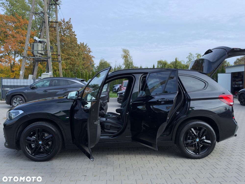 BMW X1 sDrive18d M Sportpaket - 17
