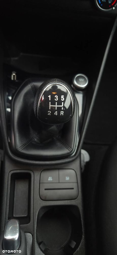 Ford Fiesta 1.1 S&S TREND - 25