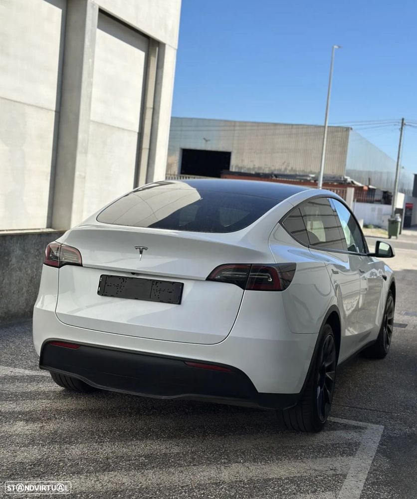 Tesla Model Y RWD - 3