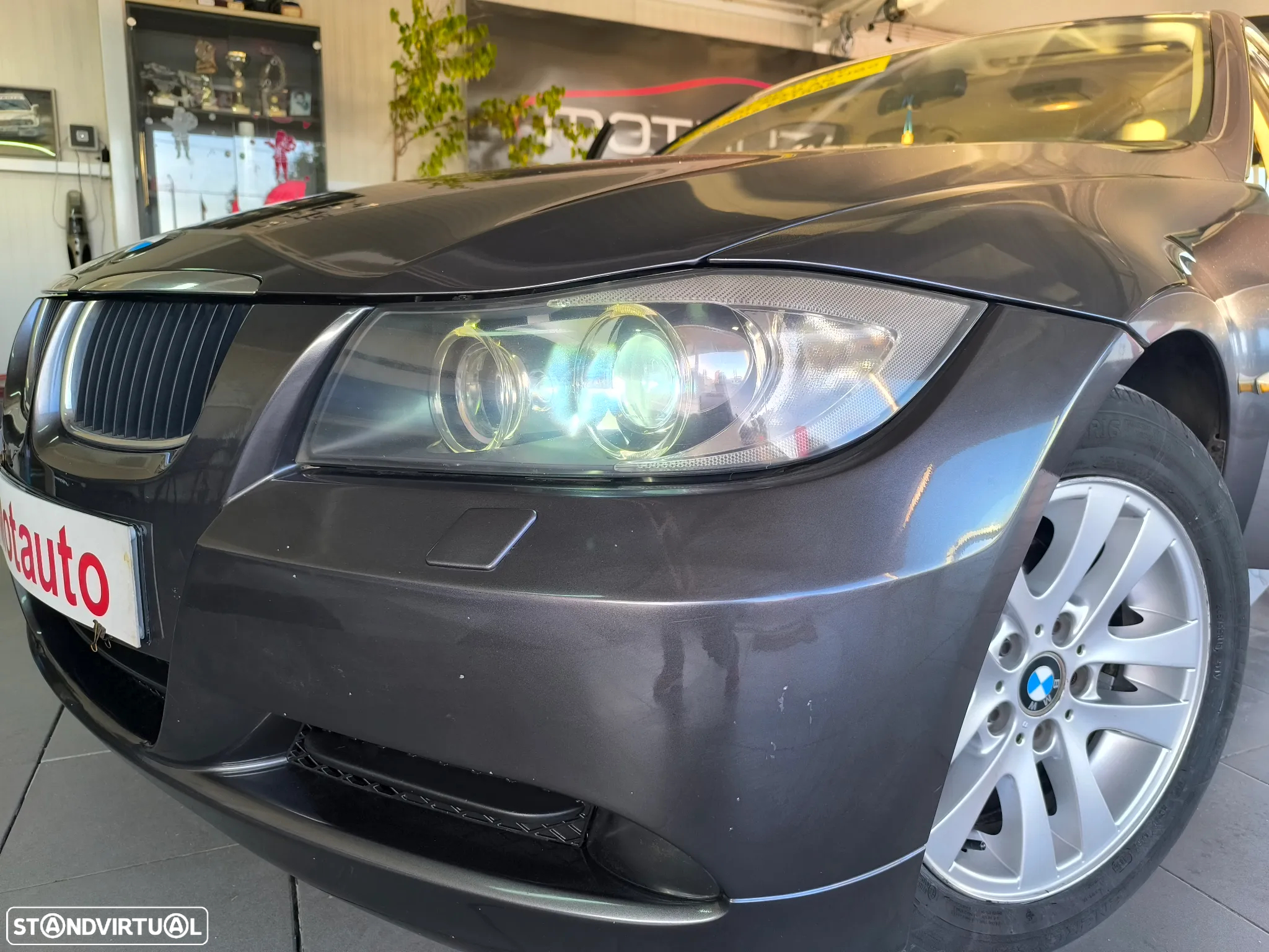 BMW 320 d Touring - 38