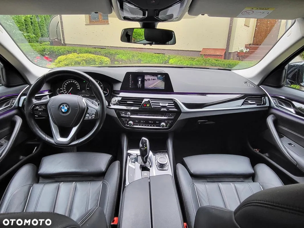 BMW Seria 5 520d Sport Line - 13