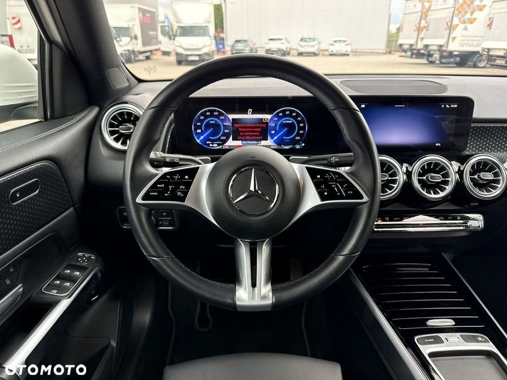 Mercedes-Benz EQB 250 66.5kWh Progressive - 26
