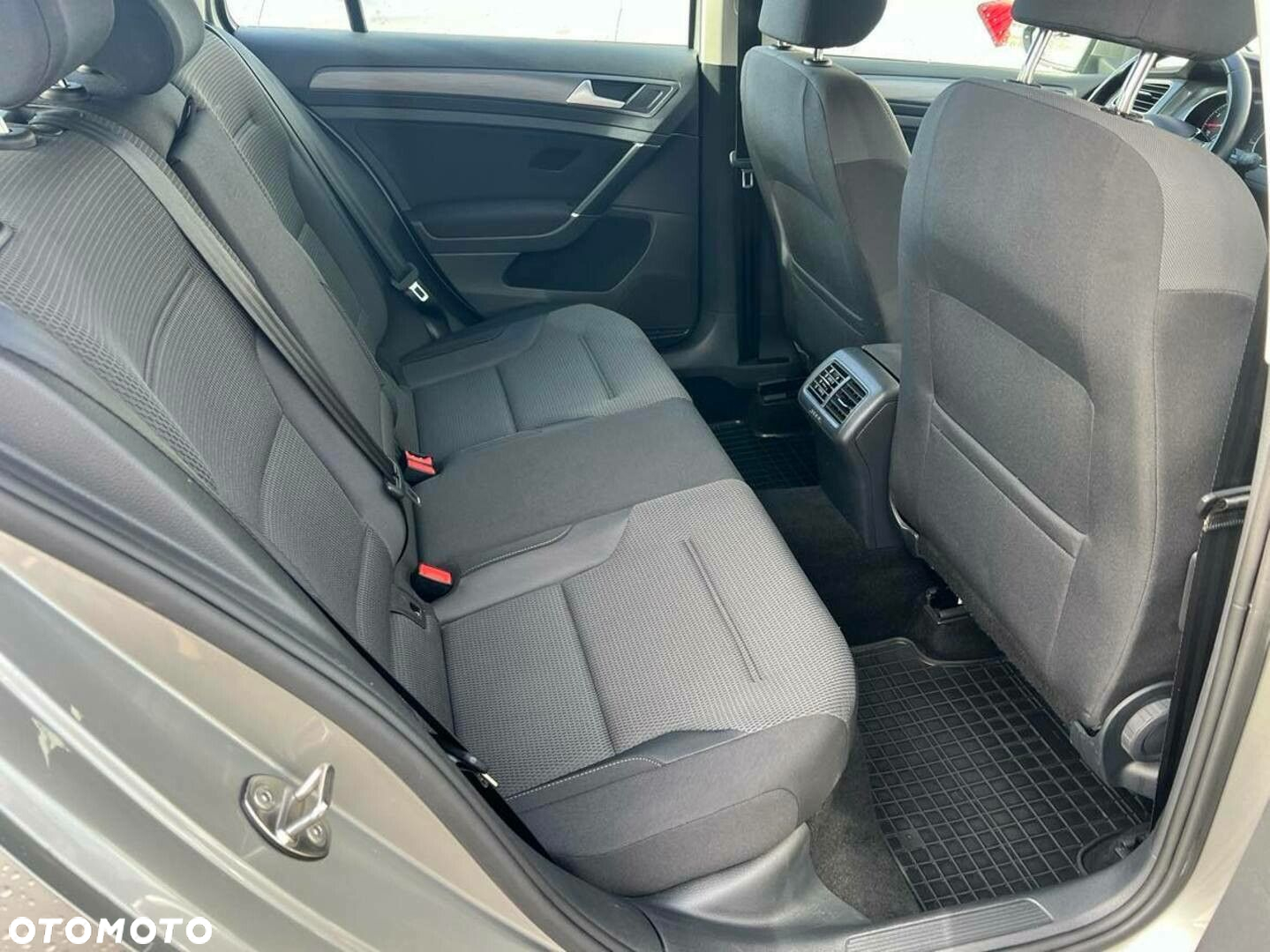 Volkswagen Golf VII 1.5 TSI BMT Comfortline - 20
