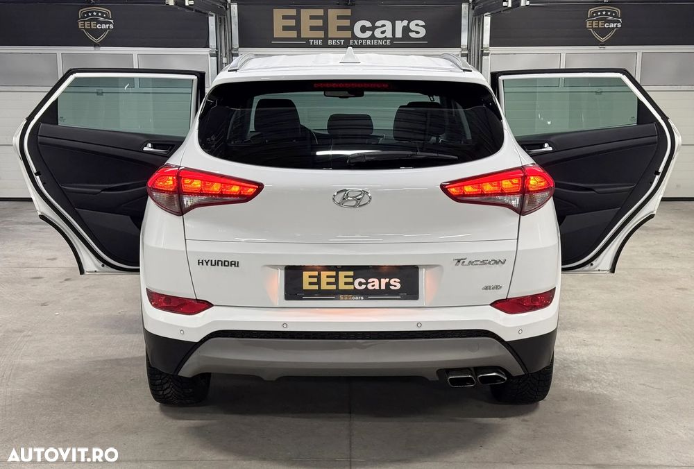 Hyundai Tucson 2.0 CRDI 4WD Automatik Premium - 16
