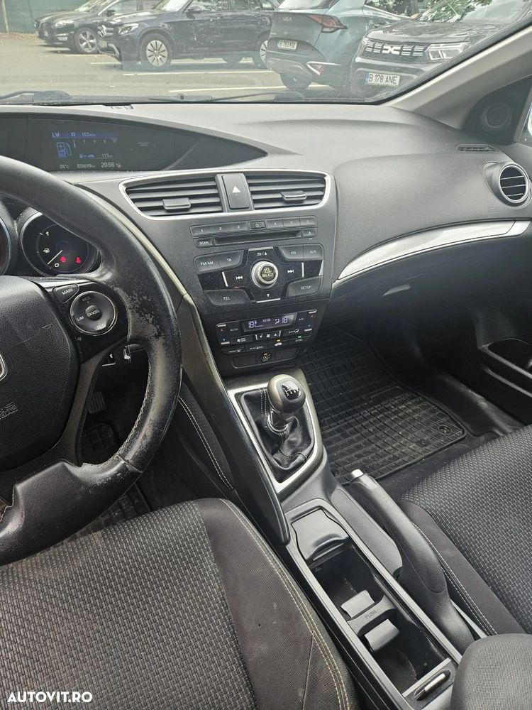 Honda Civic 1.6 i-DTEC MT Elegance - 6