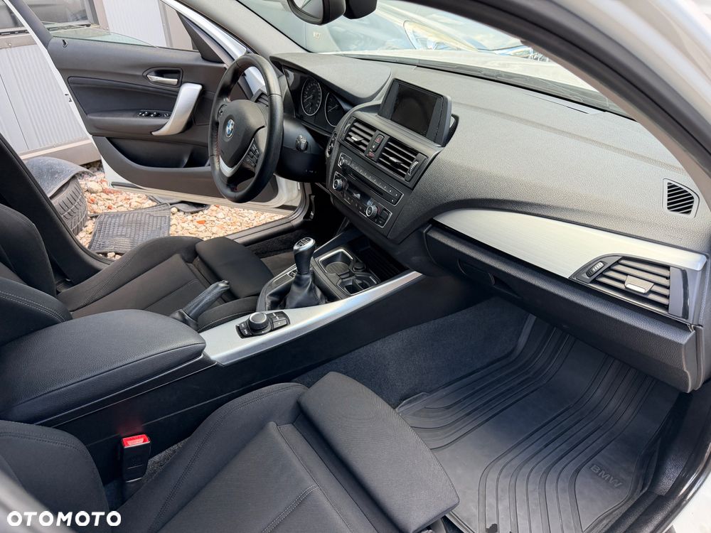 BMW Seria 1 116i Sport Line - 10