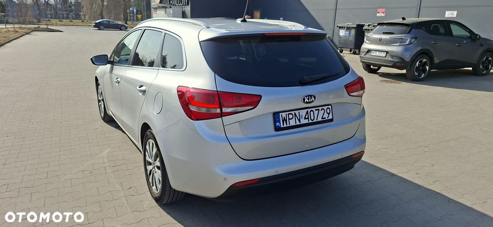 Kia Ceed 1.6 CRDi L - 4