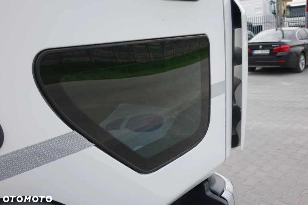 Renault PREMIUM D26 WIDE / CHŁODNIA / CARRIER SUPRA 1150 / AUTOMAT / EURO 6 / WINDA ZAŁADUNKOWA / OŚ PODNOSZONA SKRĘTNA / ROLETA - 22