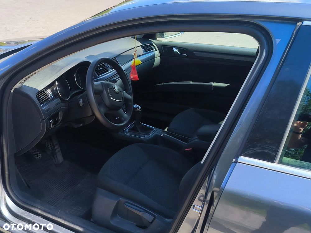 Skoda Superb 1.8 TSI Comfort - 9