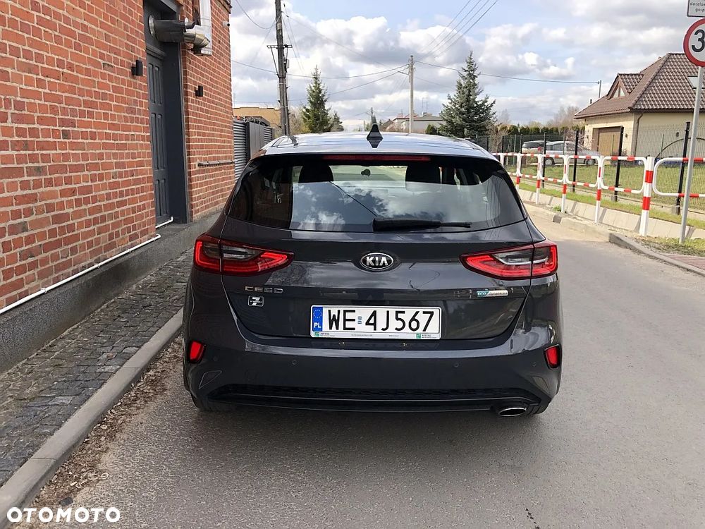 Kia Ceed - 6
