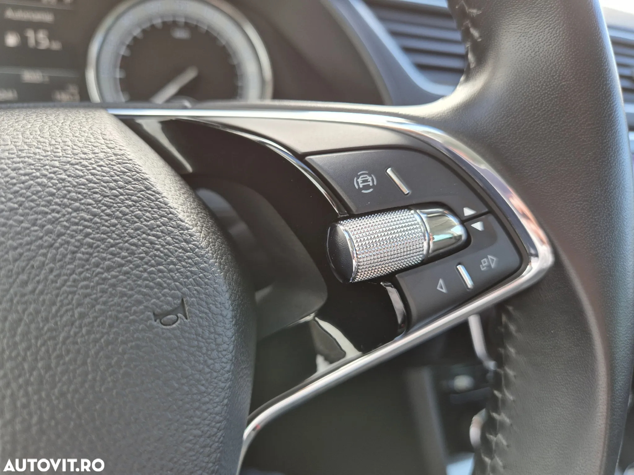 Skoda Superb 1.5 TSI DSG Ambition - 13