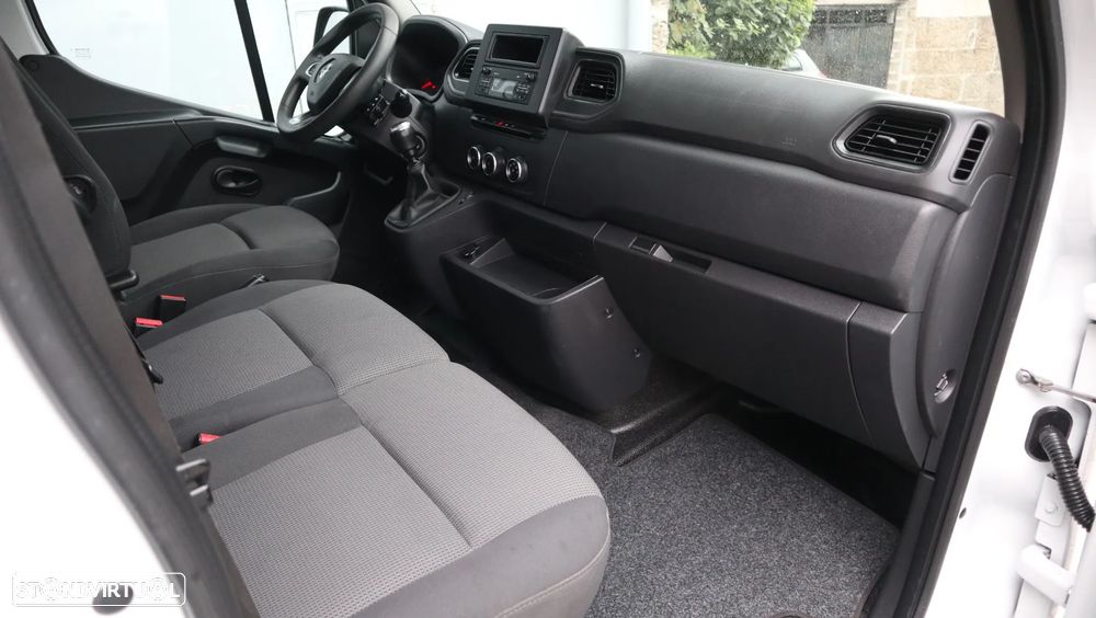 Renault Master 2.3 dCi 135 L2H2 - 14