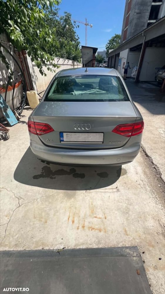 Audi A4 Limuzina - 2