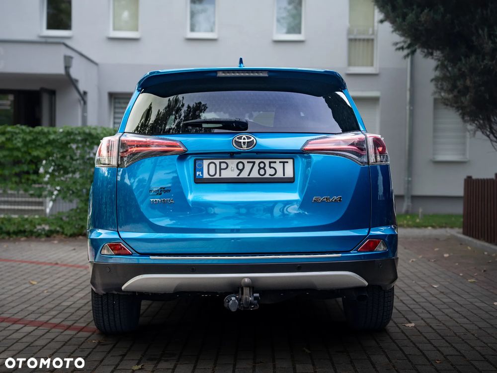 Toyota RAV4 - 5