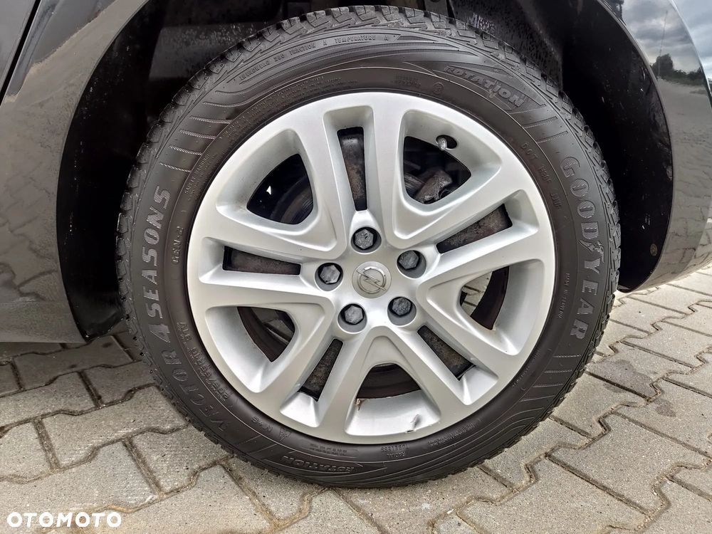 Opel Astra 1.4 Turbo Start/Stop Dynamic - 32