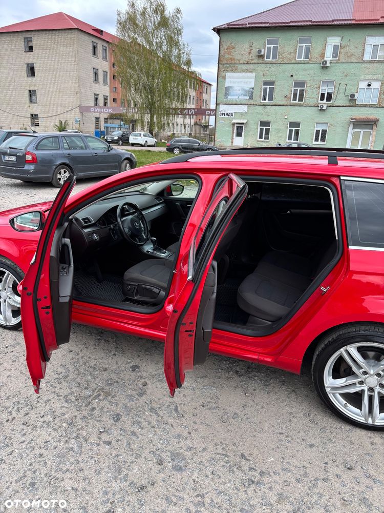 Volkswagen Passat - 18