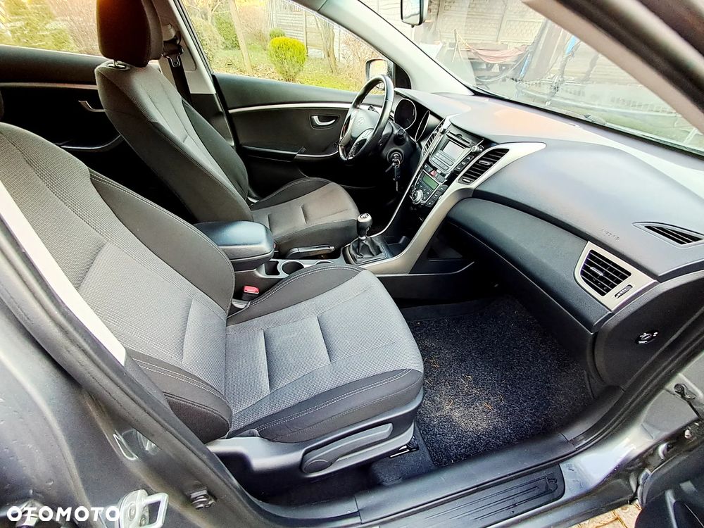 Hyundai i30 1.6 CRDi Trend - 16