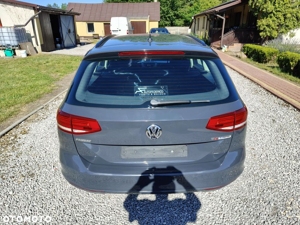 Volkswagen Passat Variant 1.6 TDI (BlueMotion Technology) Comfortline - 8