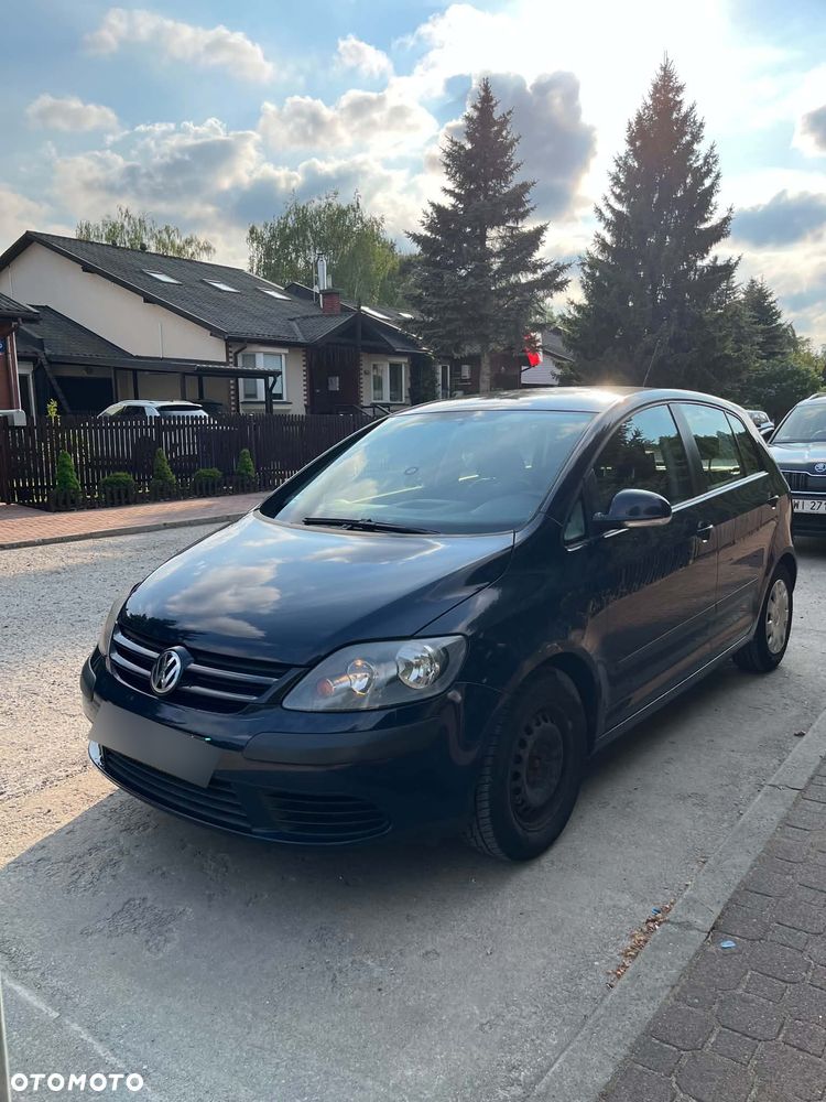Volkswagen Golf Plus 1.6 FSI Trendline - 2