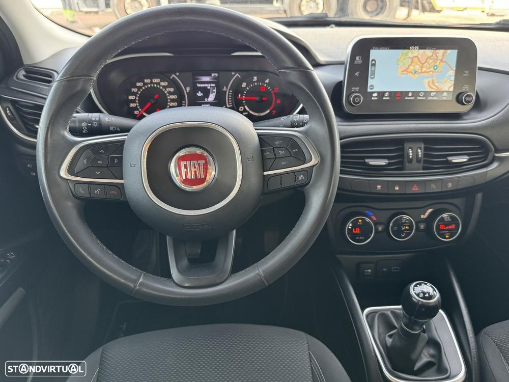 Fiat Tipo Station Wagon 1.3 M-Jet Lounge — fotografia 9