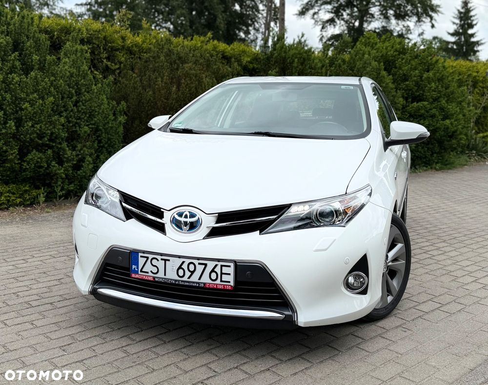Toyota Auris - 1