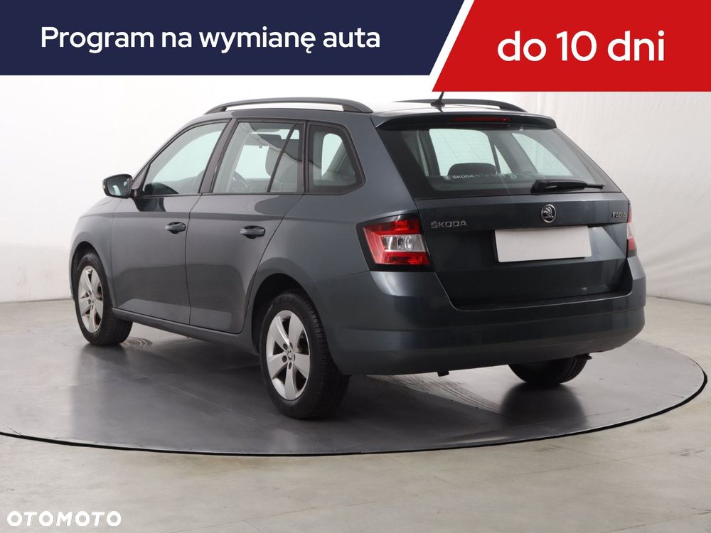 Skoda Fabia 2015 photo 5