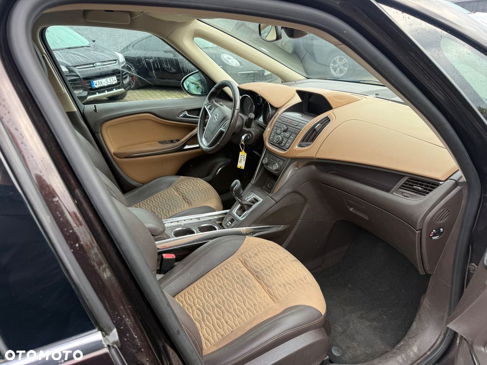 Opel Zafira - 14