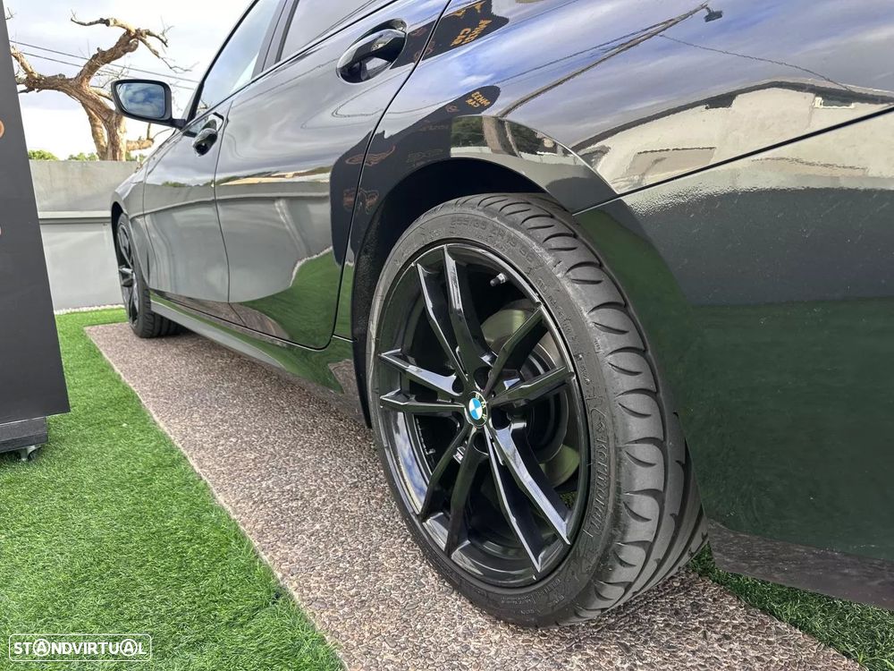 BMW 318 d Aut. Sport Line - 17