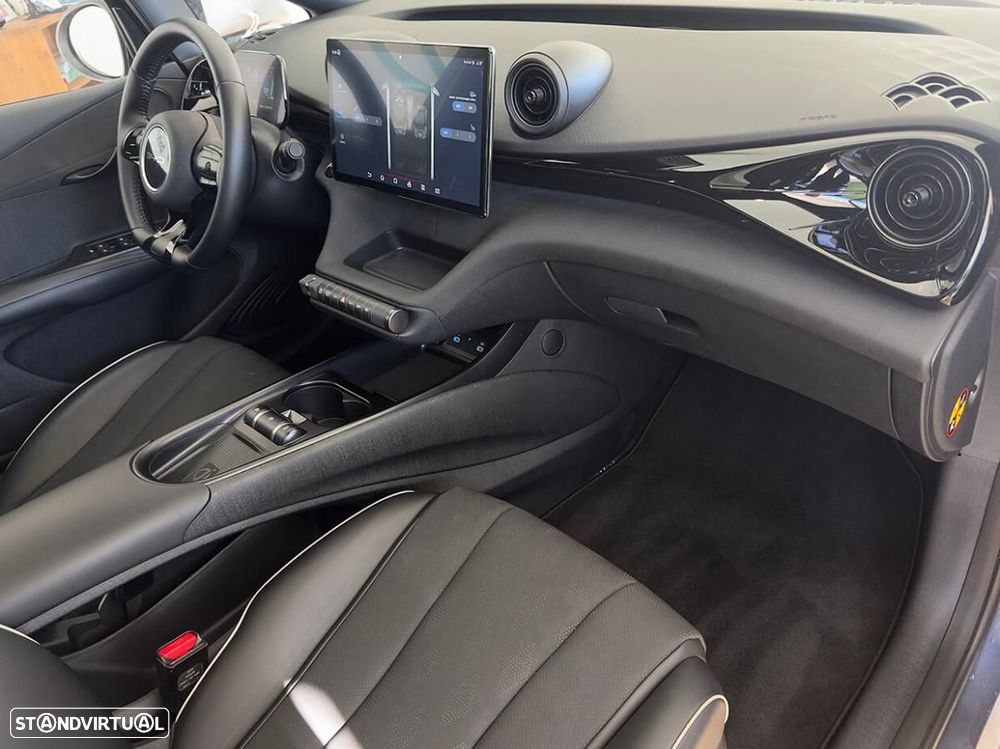 BYD Dolphin 60.4 kWh Comfort - 23