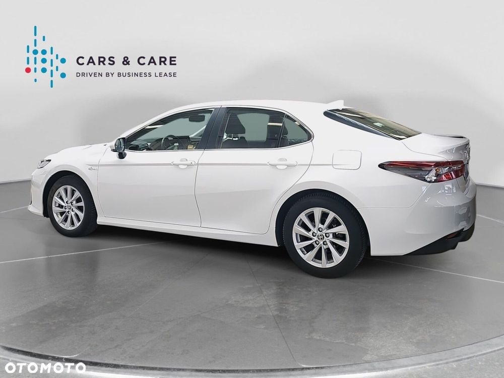 Toyota Camry 2.5 Hybrid Comfort CVT - 26