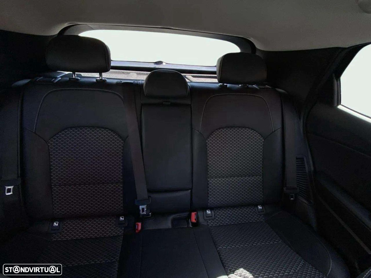 Kia XCeed 1.6 GDi PHEV Drive - 16
