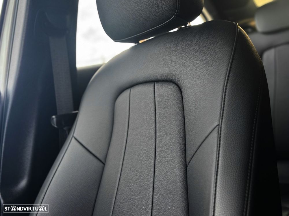 Mercedes-Benz A 250 - 15