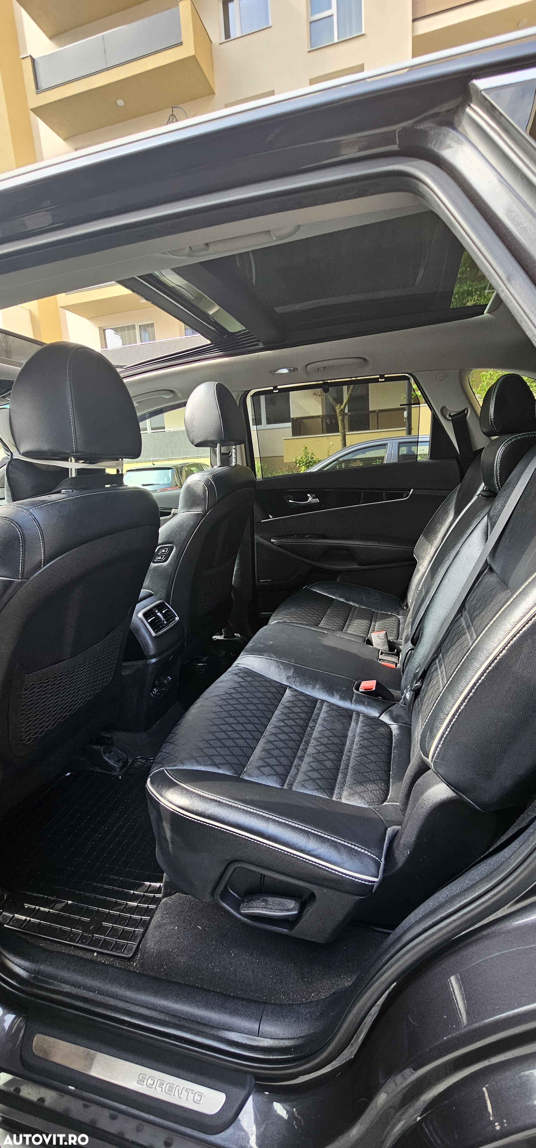 Kia Sorento - 28