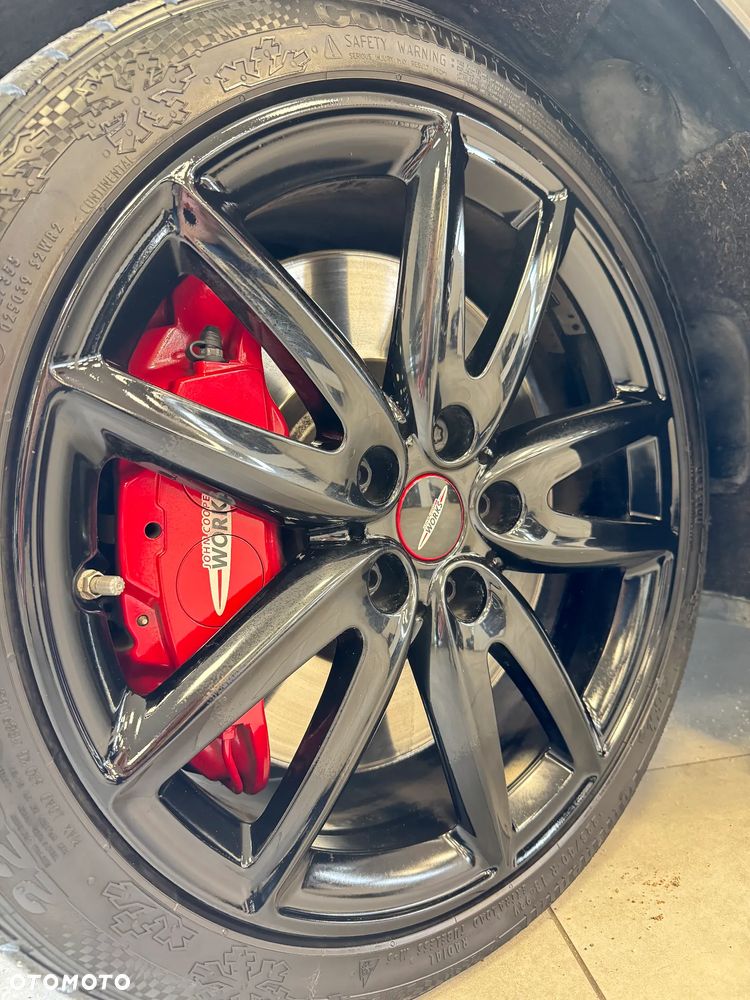 MINI John Cooper Works ALL4 sport - 36