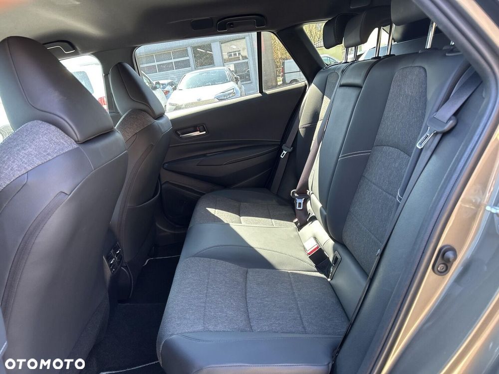 Toyota Corolla 1.8 Hybrid Style - 13