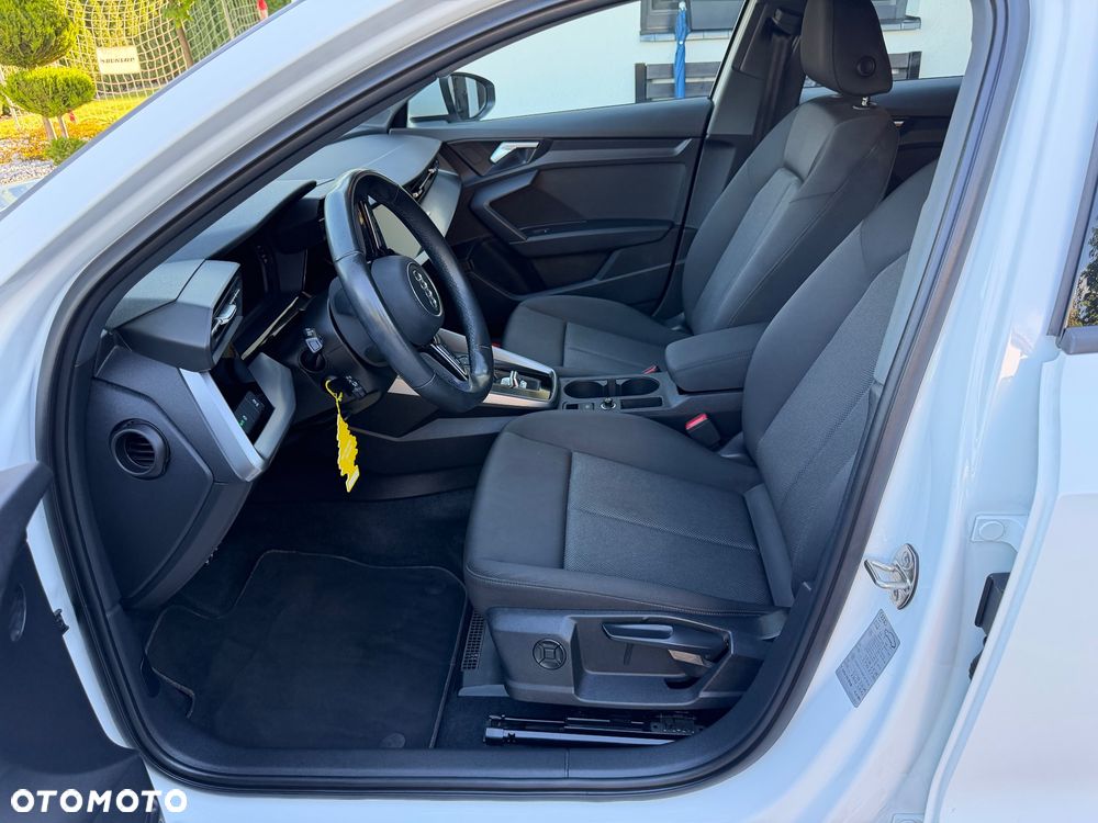 Audi A3 Sportback 35 TFSI mHEV S tronic - 27