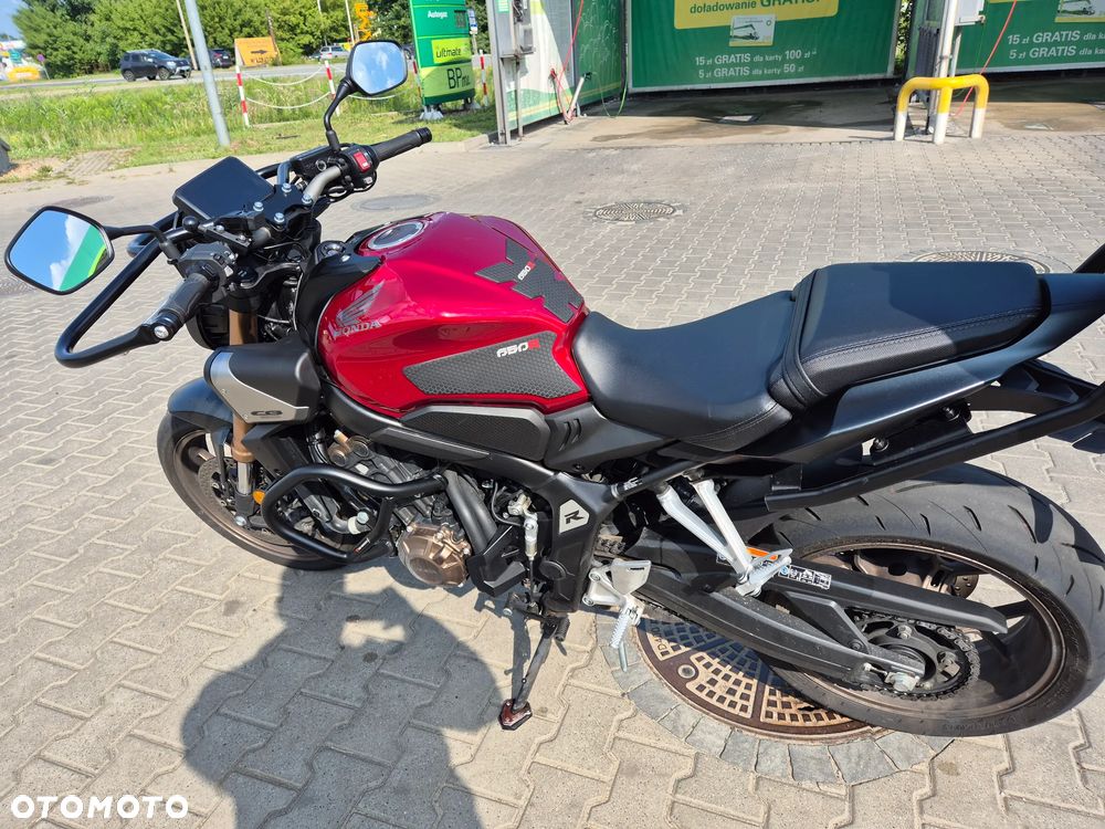 Honda CB - 1