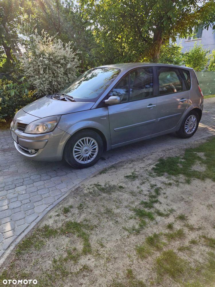Renault Scenic - 4