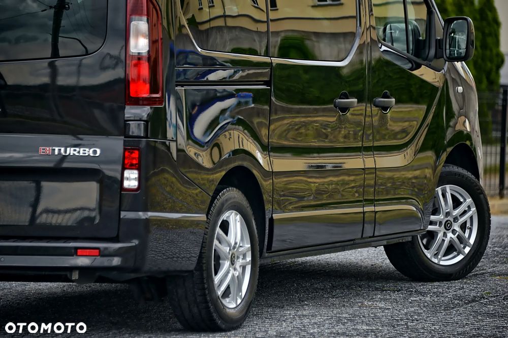 Opel Vivaro - 19