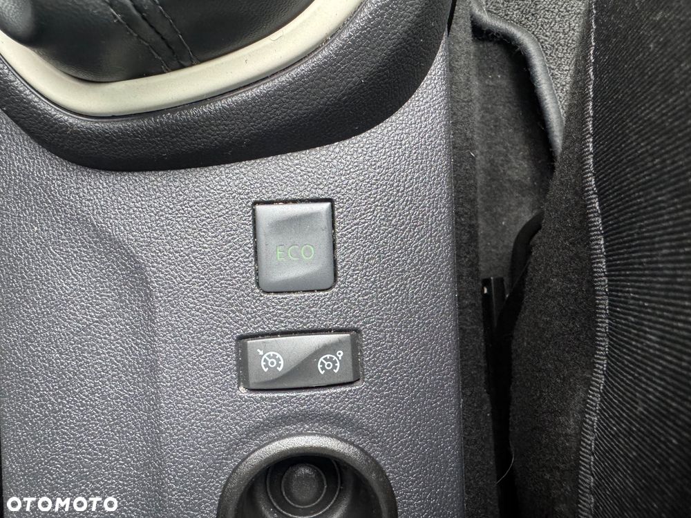 Renault Captur 0.9 Energy TCe Intens EU6 - 21