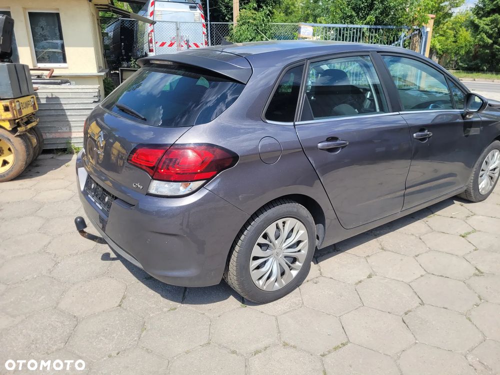 Citroën C4 BlueHDi 100 Selection - 13